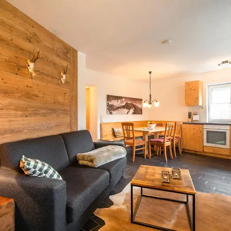 Boutique In With Parking Appartement